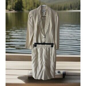 VTG Jeffrey & Dara Women’s Sz10 2 Pieces Skirt Suit Wedding Guest Set Grunge USA